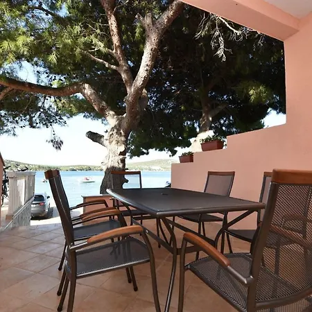 Apartment Ena 4